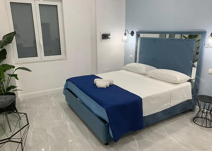 Miris Fast Comfortable Airport Capodichino 25 Minutes Walk Self Check-In